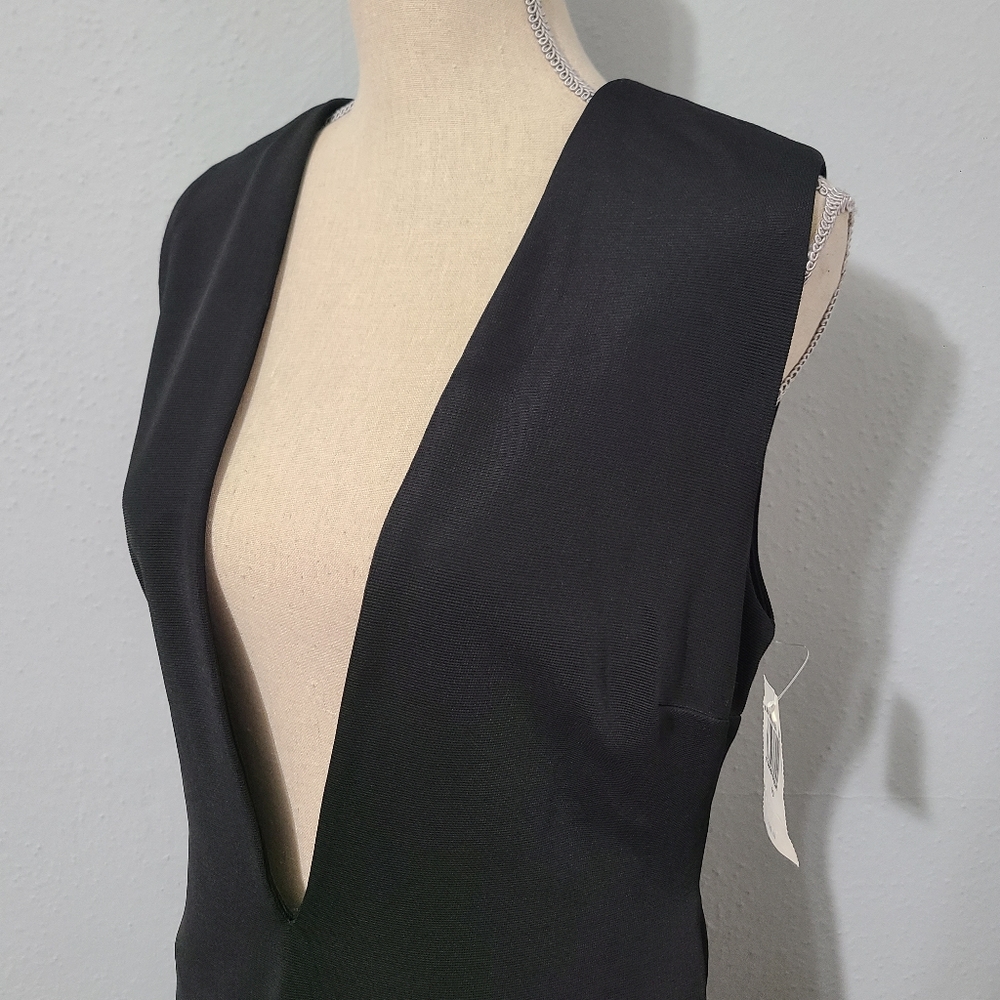 AQ/AQ Deep Plunge Backless Black Dress NWT‎ Size 12 - Picture 3 of 15